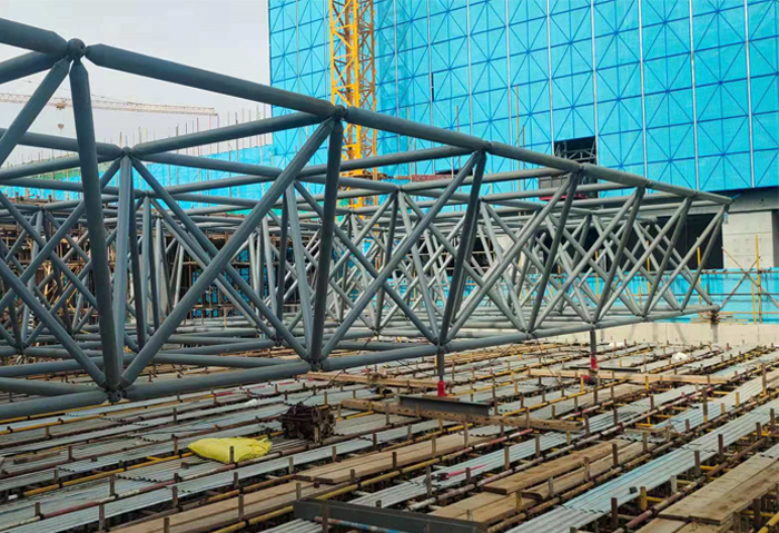 邵阳高铁东总部基地2号楼网架